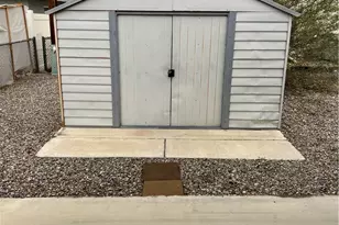 1064 Holly St, Bullhead City, AZ 86442 - Photo 27