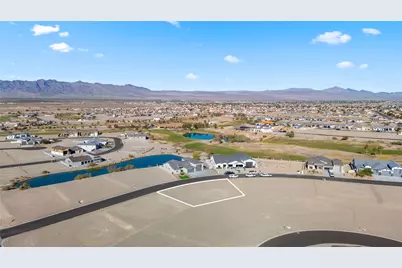 2424 E Calle Sevilla, Fort Mohave, AZ 86426 - Photo 5