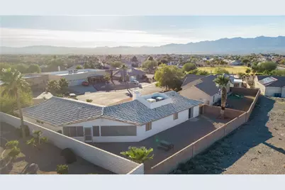 2221 Family Circle, Bullhead City, AZ 86442 - Photo 5