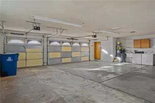 2221 Family Cir, Bullhead City, AZ 86442 - Photo 39