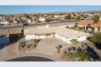 2221 Family Circle, Bullhead City, AZ 86442 - Photo 7