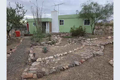 1460 S Egar, Golden Valley, AZ 86413 - Photo 11