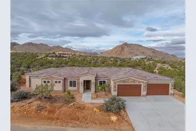 1025 N Juniper Hills Court, Kingman, AZ 86409 - Photo 1