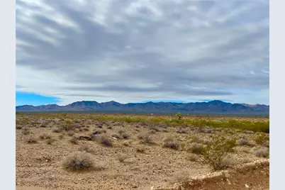 2100 S Lone Ranger, Yucca, AZ 86438 - Photo 5