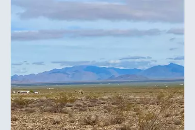 2100 S Lone Ranger, Yucca, AZ 86438 - Photo 1