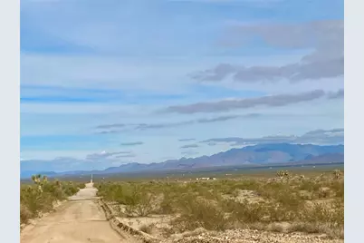 2100 S Lone Ranger, Yucca, AZ 86438 - Photo 3