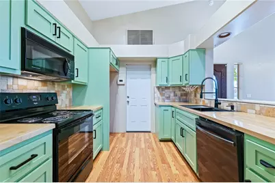 7713 S Winter Haven Circle, Mohave Valley, AZ 86440 - Photo 17