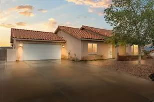 2188 Shadow Canyon Dr, Bullhead City, AZ 86442 - Photo 1