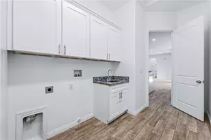 2385 Corwin Rd, Bullhead City, AZ 86442 - Photo 59