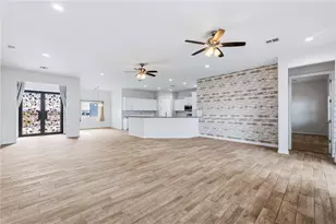 2385 Corwin Rd, Bullhead City, AZ 86442 - Photo 9