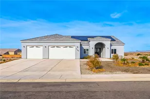 2385 Corwin Rd, Bullhead City, AZ 86442 - Photo 1