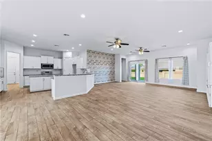2385 Corwin Rd, Bullhead City, AZ 86442 - Photo 7