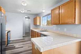 3662 N Venus Ct, Golden Valley, AZ 86413 - Photo 7