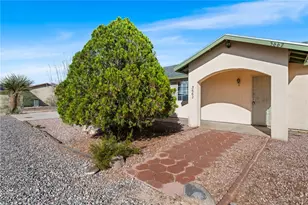 3662 N Venus Ct, Golden Valley, AZ 86413 - Photo 25