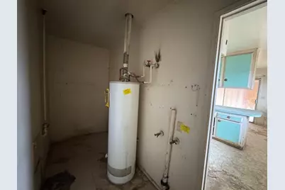 2074 Kingston Drive, Bullhead City, AZ 86442 - Photo 15