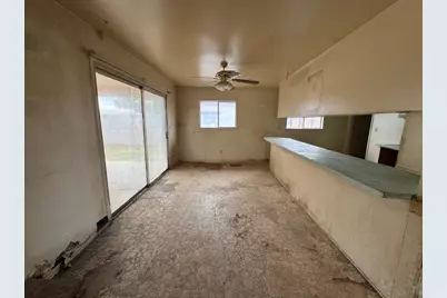 2074 Kingston Drive, Bullhead City, AZ 86442 - Photo 11