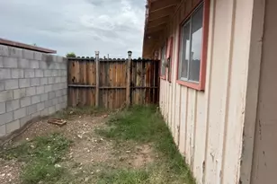 2074 Kingston Dr, Bullhead City, AZ 86442 - Photo 7