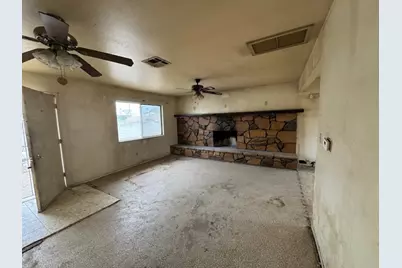 2074 Kingston Drive, Bullhead City, AZ 86442 - Photo 9