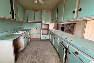 2074 Kingston Dr, Bullhead City, AZ 86442 - Photo 13