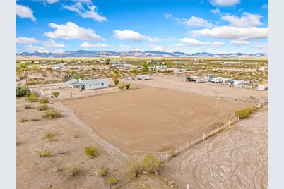 644 S Elgin Road, Golden Valley, AZ 86413 - Photo 45