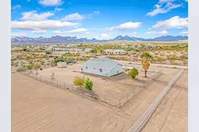 644 S Elgin Road, Golden Valley, AZ 86413 - Photo 47