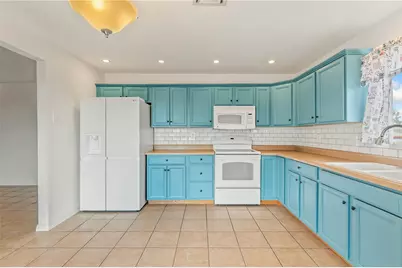 644 S Elgin Road, Golden Valley, AZ 86413 - Photo 9