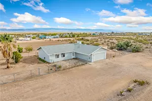 644 S Elgin Rd, Golden Valley, AZ 86413 - Photo 1