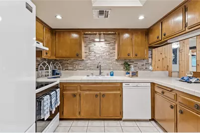 2687 Country Club Drive, Bullhead City, AZ 86442 - Photo 17