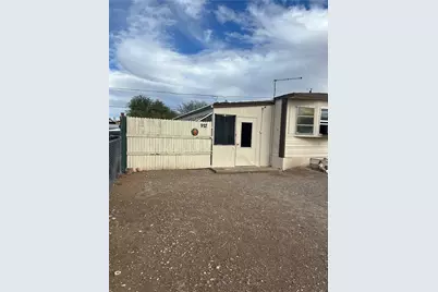 927 Sandy Beach Drive, Bullhead City, AZ 86442 - Photo 3