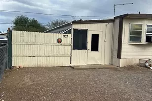 927 Sandy Beach Dr, Bullhead City, AZ 86442 - Photo 3