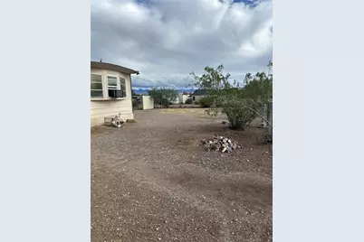 927 Sandy Beach Drive, Bullhead City, AZ 86442 - Photo 5
