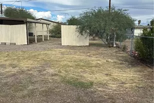 927 Sandy Beach Dr, Bullhead City, AZ 86442 - Photo 15