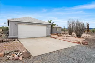 3633 N Milky Way Rd, Golden Valley, AZ 86413 - Photo 3