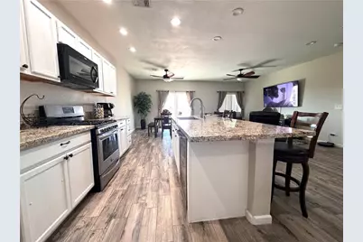 1280 E Cherokee Lane, Bullhead City, AZ 86442 - Photo 13