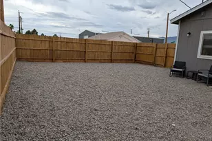 385 Harbor Dr, Bullhead City, AZ 86442 - Photo 3