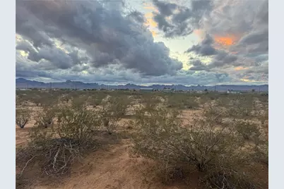 000 Hassayampa Rd, Golden Valley, AZ 86413 - Photo 7