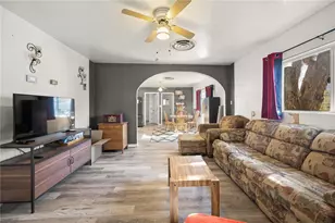 26226 N Tamarisk St, Meadview, AZ 86444 - Photo 9