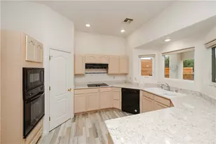 2098 Pawnee Dr, Kingman, AZ 86401 - Photo 11