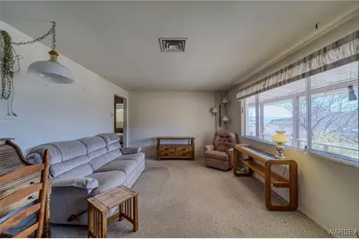 9001 W Oatman Highway, Golden Valley, AZ 86413 - Photo 19