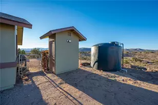 14025 E Mona Dr, Kingman, AZ 86401 - Photo 45