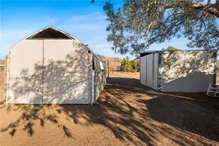 3758 W Redwall Dr, Golden Valley, AZ 86413 - Photo 33