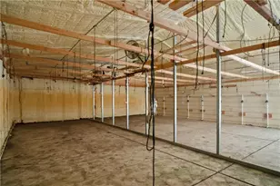 16693 N Lakeside Dr, Dolan Springs, AZ 86441 - Photo 35