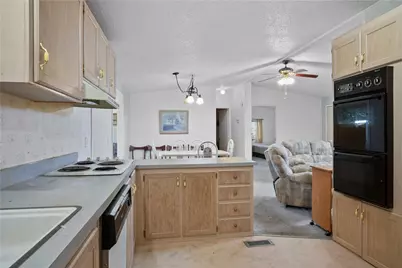 16693 N Lakeside Drive, Dolan Springs, AZ 86441 - Photo 11