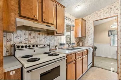 2960 Silver Creek Road #122, Bullhead City, AZ 86442 - Photo 11