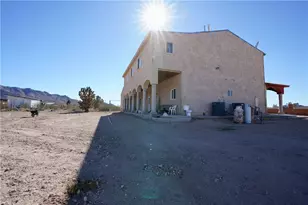 17352 Longhorn Dr, Dolan Springs, AZ 86441 - Photo 35