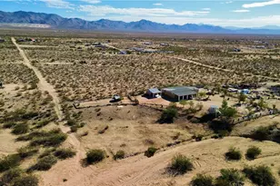 7296 N Ligurta Rd, Golden Valley, AZ 86413 - Photo 39