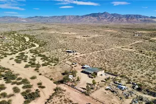 7296 N Ligurta Rd, Golden Valley, AZ 86413 - Photo 49