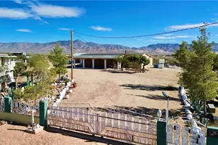 7296 N Ligurta Rd, Golden Valley, AZ 86413 - Photo 3