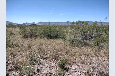 000 Eden, Golden Valley, AZ 86413 - Photo 3