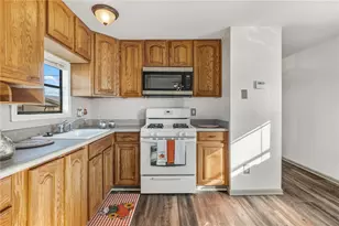 2038 Clearwater Dr, Bullhead City, AZ 86442 - Photo 9